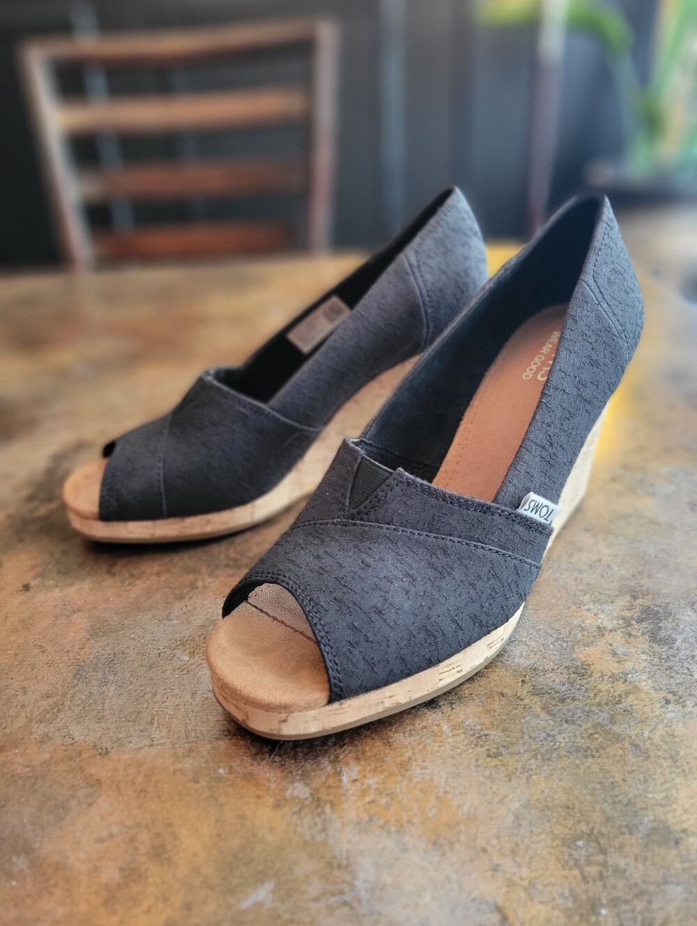 TOMS Womens Size 8 Classic Wedge Espadrille Wedge Sandal. EUC